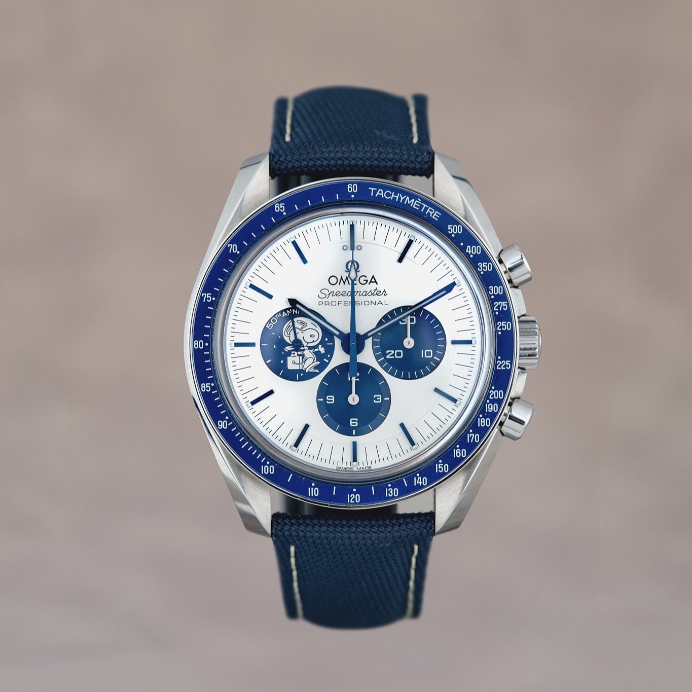 Omega Speedmaster Moonwatch Silver Snoopy 50th Award Anniversary