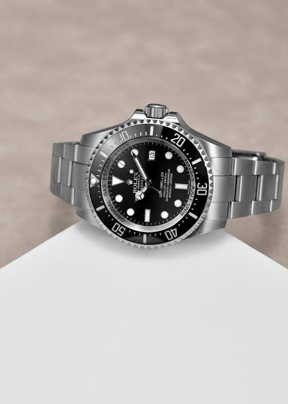 Rolex Sea Dweller 4000 Black 116600 2015