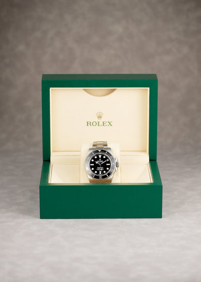 Rolex Submariner No Date 40 Black 114060 2017