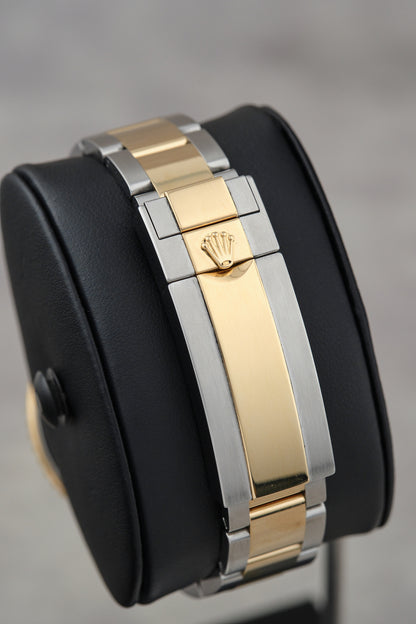 Rolex Submariner Date 40 Two Tone Yellow Gold Black 116613LN 2013