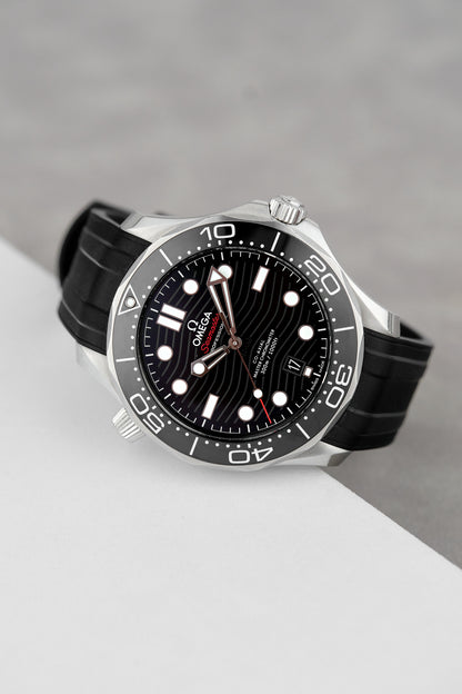 Omega Sea Master 42 Black 42mm 21032422001001 2022