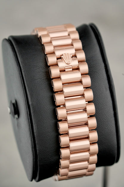 Rolex Day-Date 36 Full Everose Choco DIal w/ Baguette DIamonds