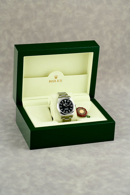 Rolex Explorer I 39 Black 39mm 214270 2011