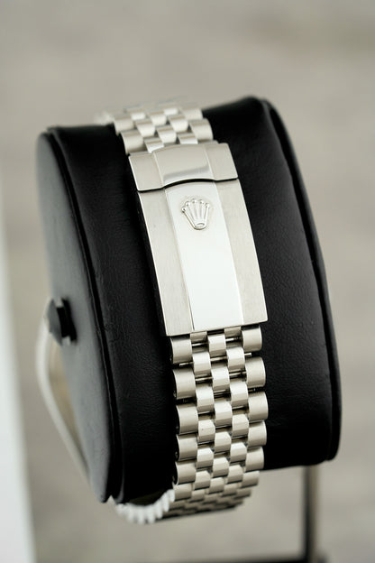 Rolex Datejust 41 Mother Of Pearl With Diamonds