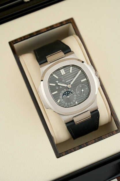 Patek Philippe Nautilus Grey Dial 5726A-001 2018