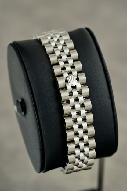 Rolex Datejust 31 Mother Of Pearl With Diamond Bezel 178384