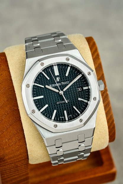 Audemars Piguet Royal Oak Selfwinding Black Dial 15400ST 2015