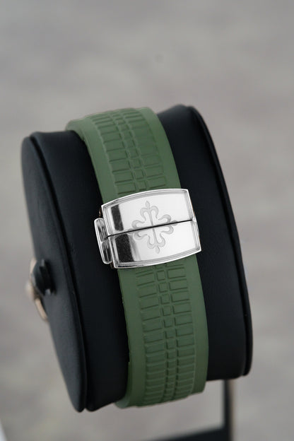 Patek Philippe Aquanaut White Gold Green Dial 5168G-010