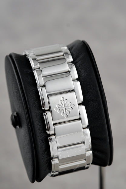 Patek Philippe Twenty~4 Rhodium Dial With Diamonds 4910/10A-010 2002