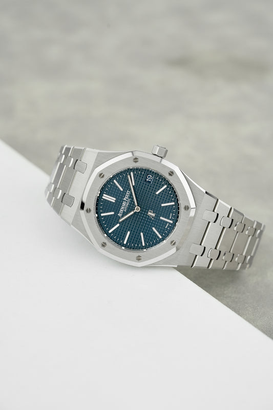 Audemar's Piguet Royal Oak Blue (Brand New) 42mm 5402ST 2023