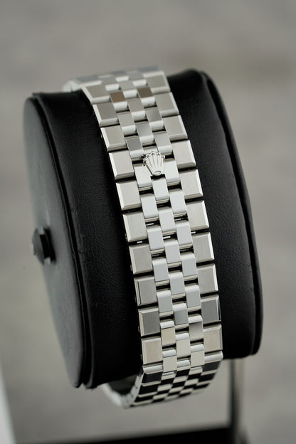 Rolex Land-Dweller